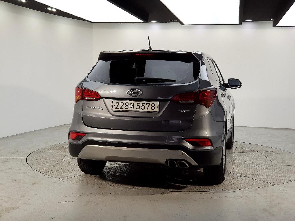 HYUNDAI Santa Fe - Vista 3