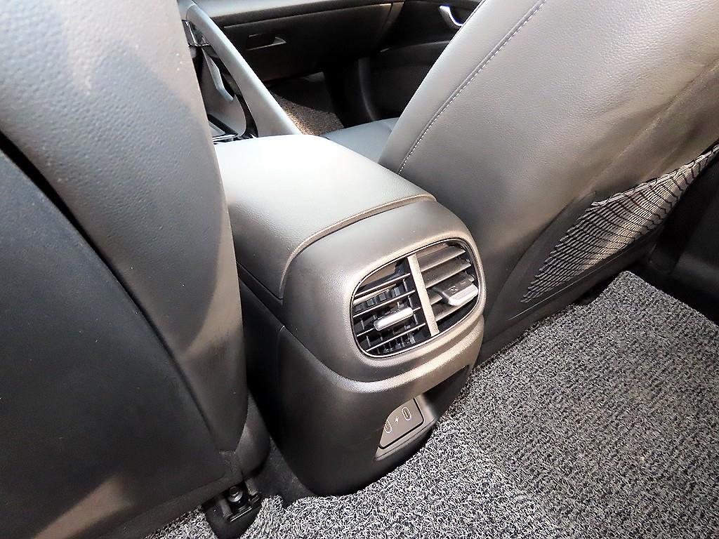 HYUNDAI Avante 2024 Blanco - Importación desde Corea - HF Imports Iquique - Foto 17