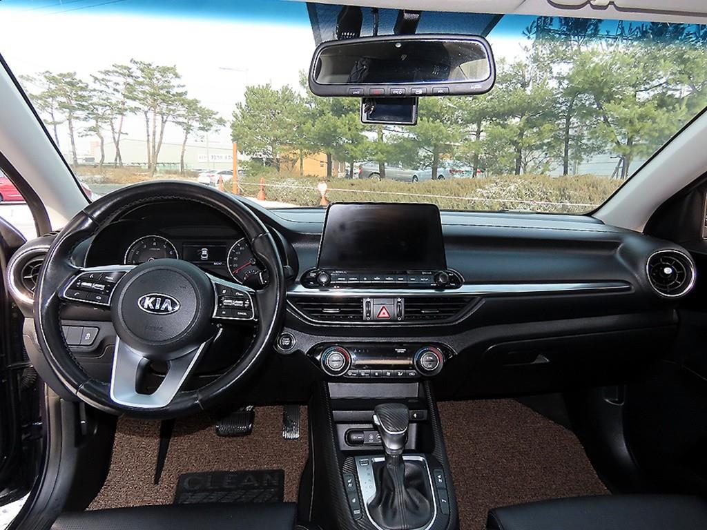 KIA K3 - Vista 7