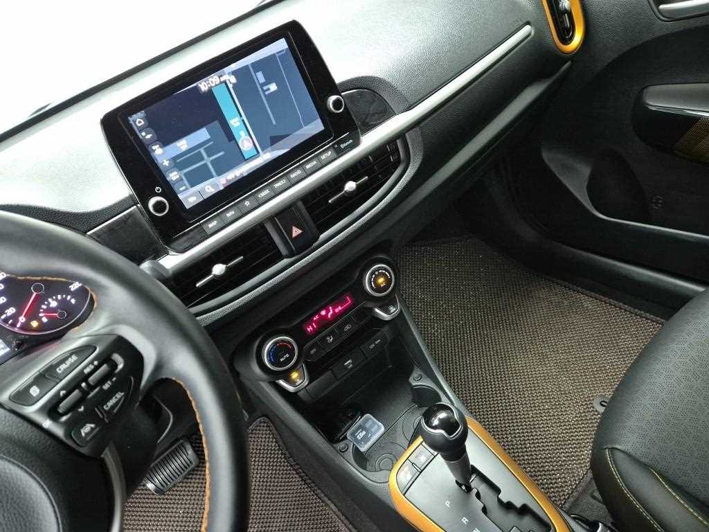 KIA Morning - Vista 10