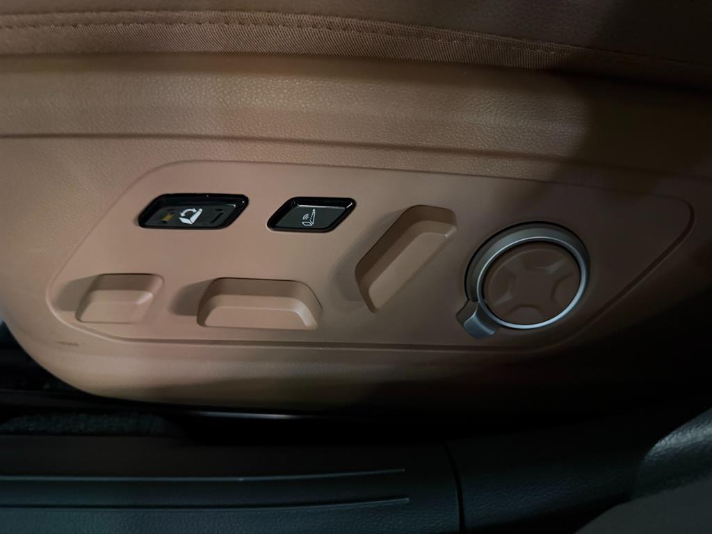 HYUNDAI Grandeur - Vista 10