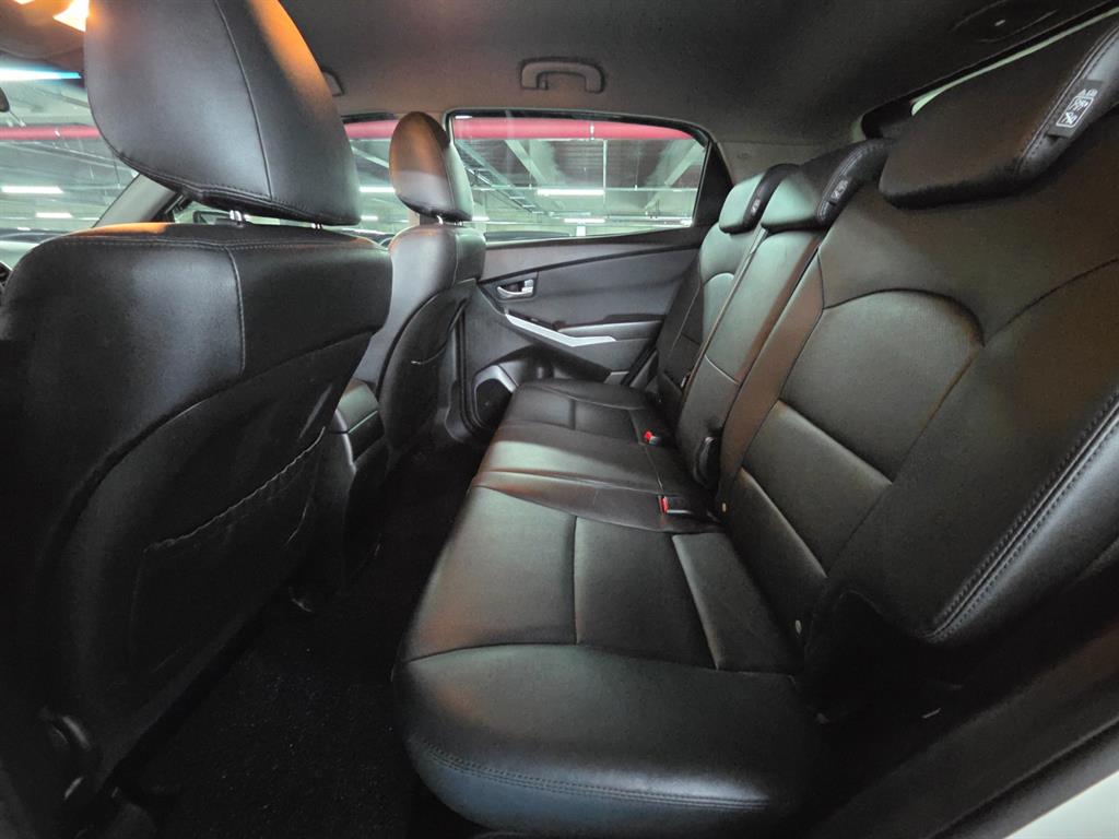 Ssangyong Korando - Vista 9