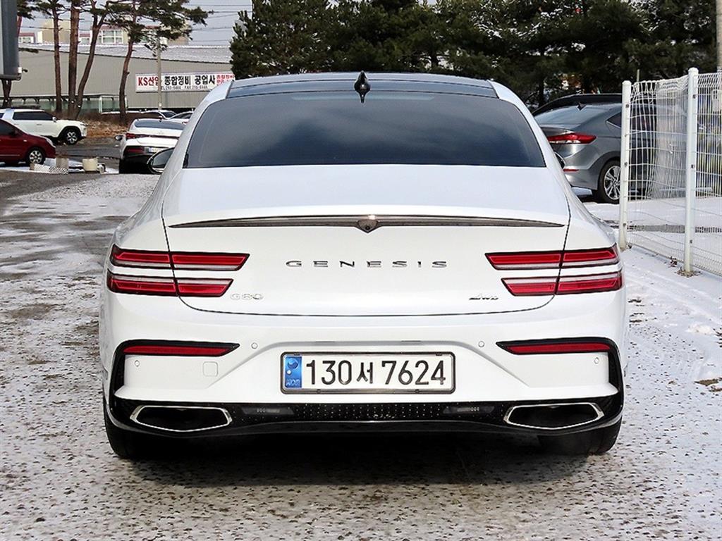 Genesis G80 - Vista 4