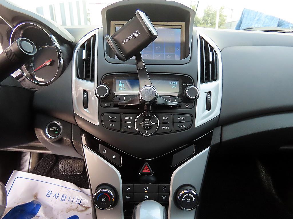 Chevrolet Cruise - Vista 12