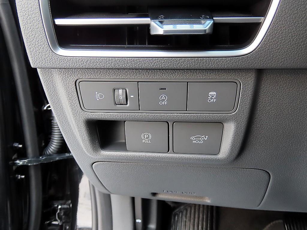 HYUNDAI Sonata - Vista 12