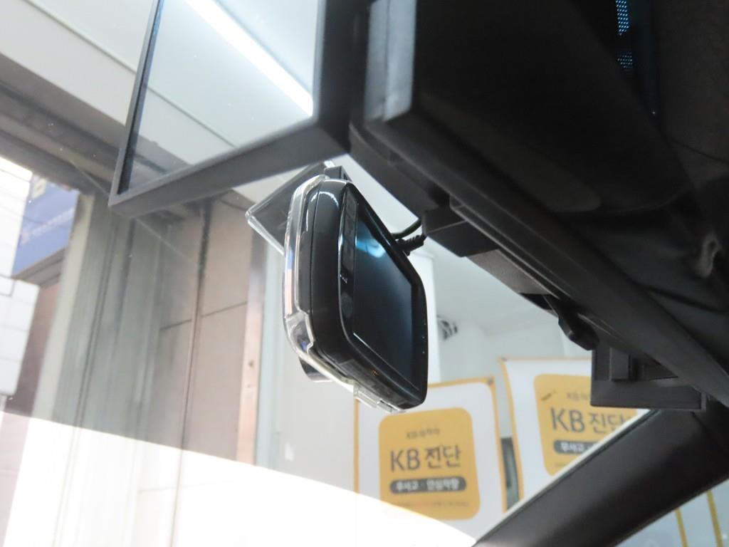 Ssangyong Korando - Vista 11