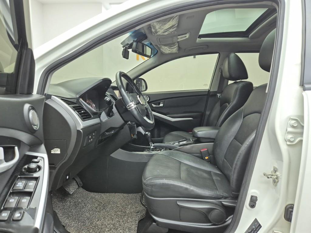 Ssangyong Korando - Vista 11