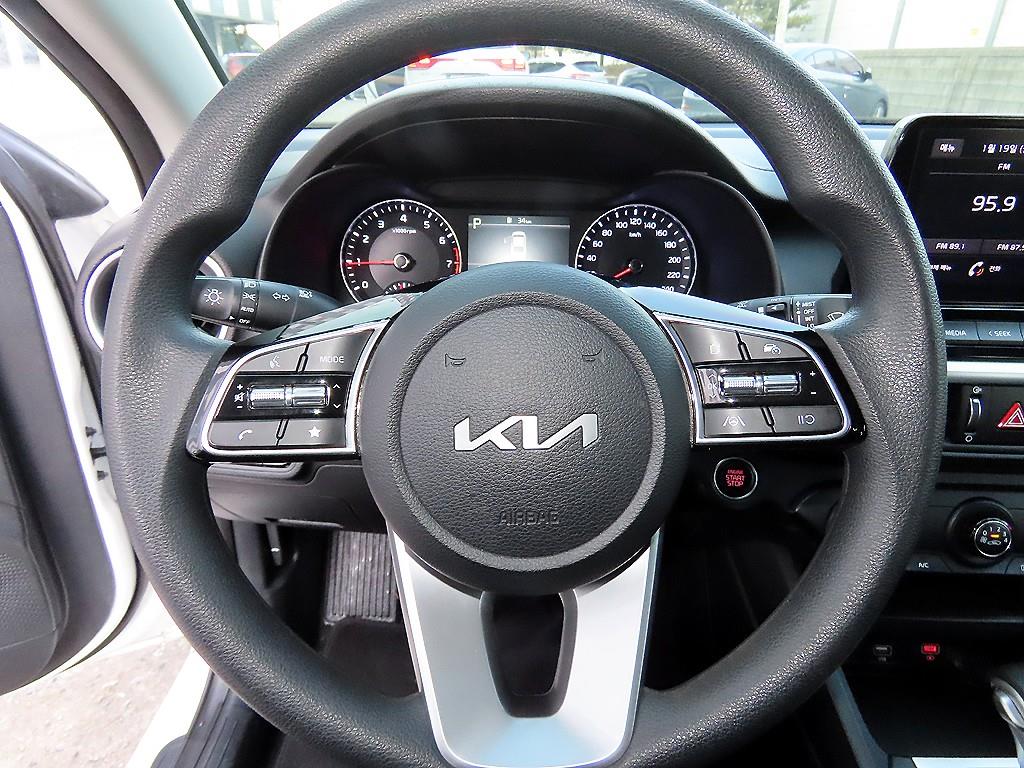 KIA K3 - Vista 8
