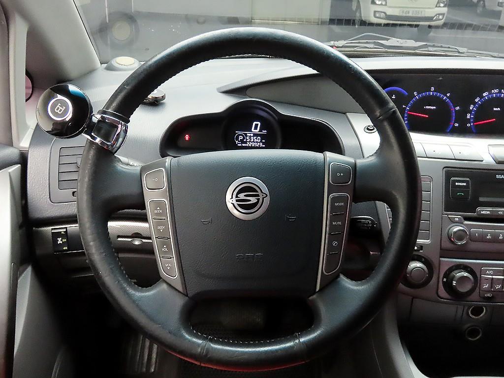 Ssangyong Korando - Vista 7