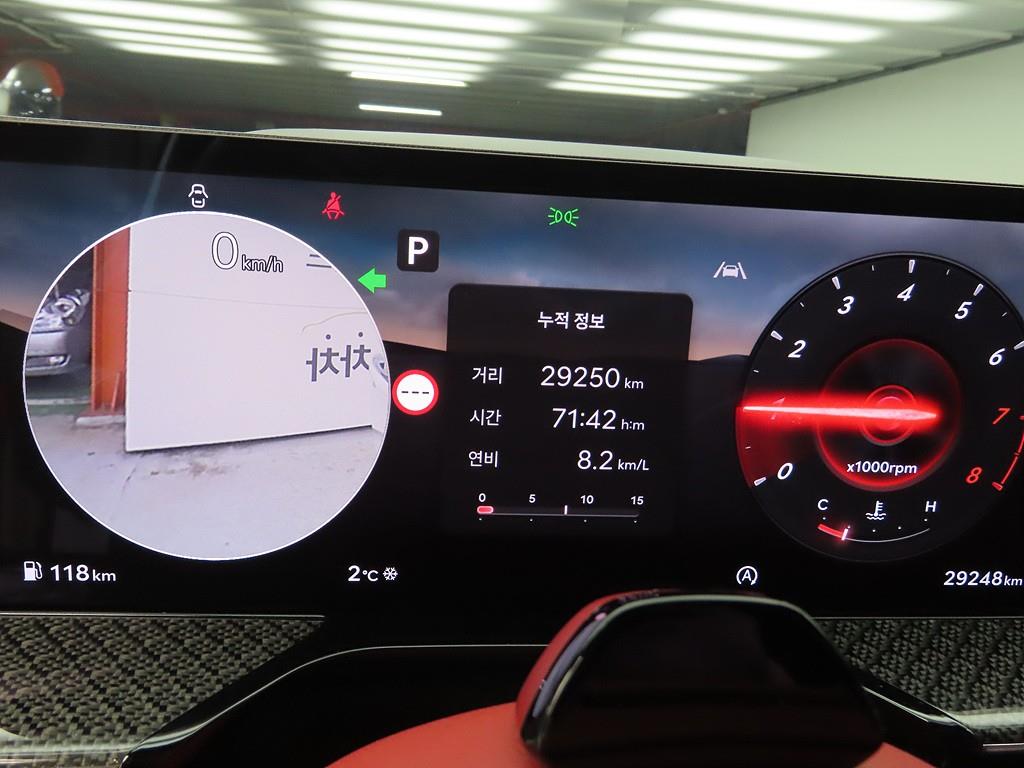 Genesis GV80 - Vista 11