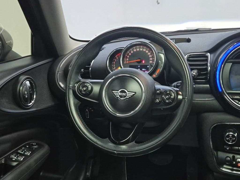 Mini Clubman - Vista 9