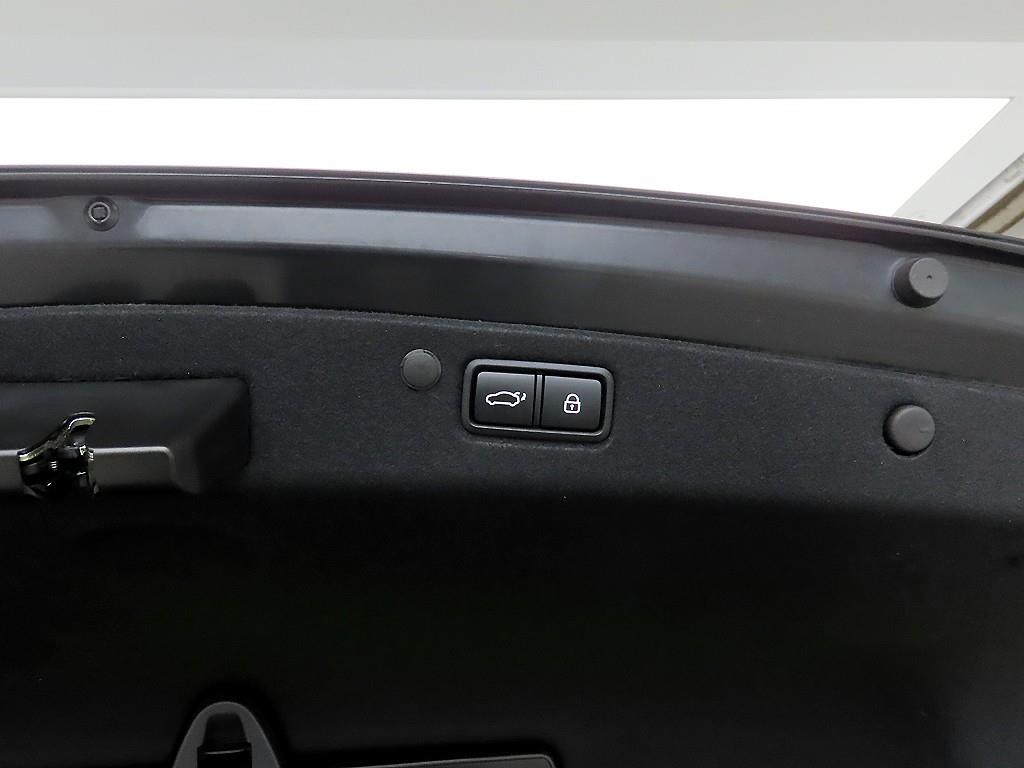 HYUNDAI Grandeur - Vista 6