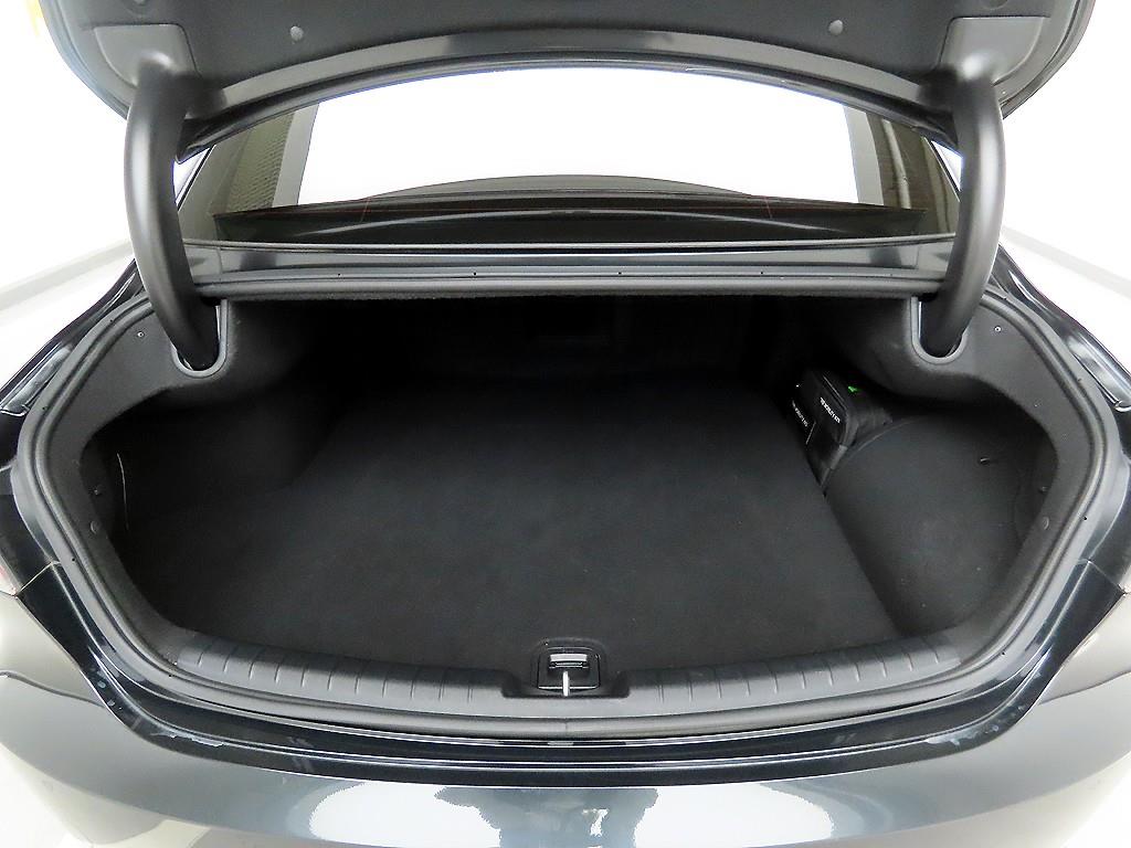 HYUNDAI Grandeur - Vista 5