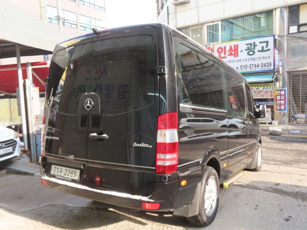 Mercedes Benz Sprinter - Vista 5