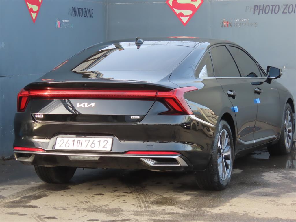 KIA K8 - Vista 5