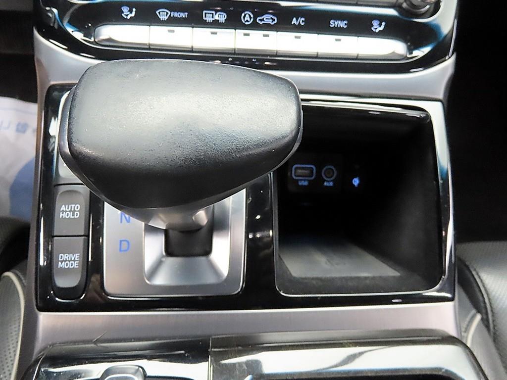 Genesis EQ900 - Vista 10