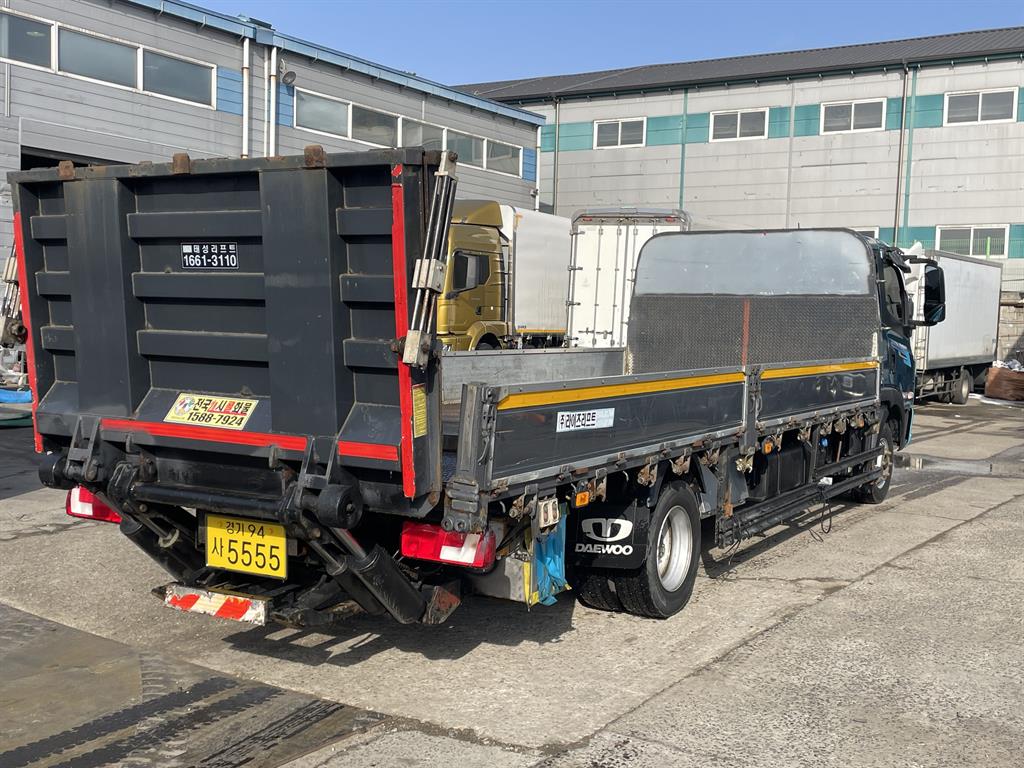 medium and large cargo Cargo - Vista 8