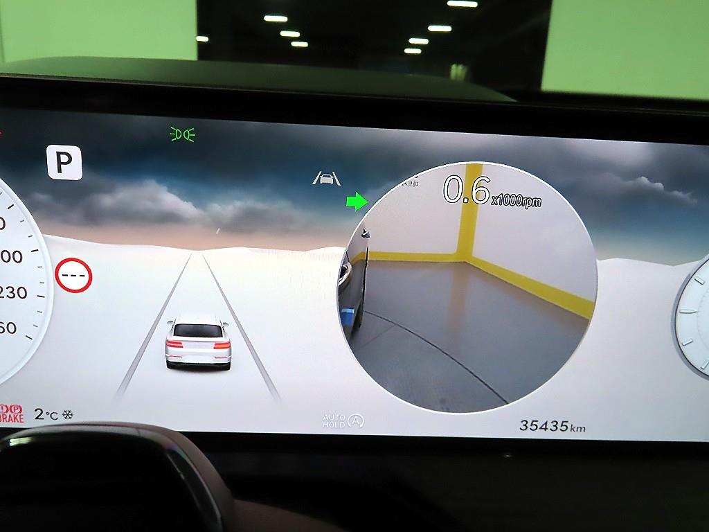 Genesis GV80 - Vista 8