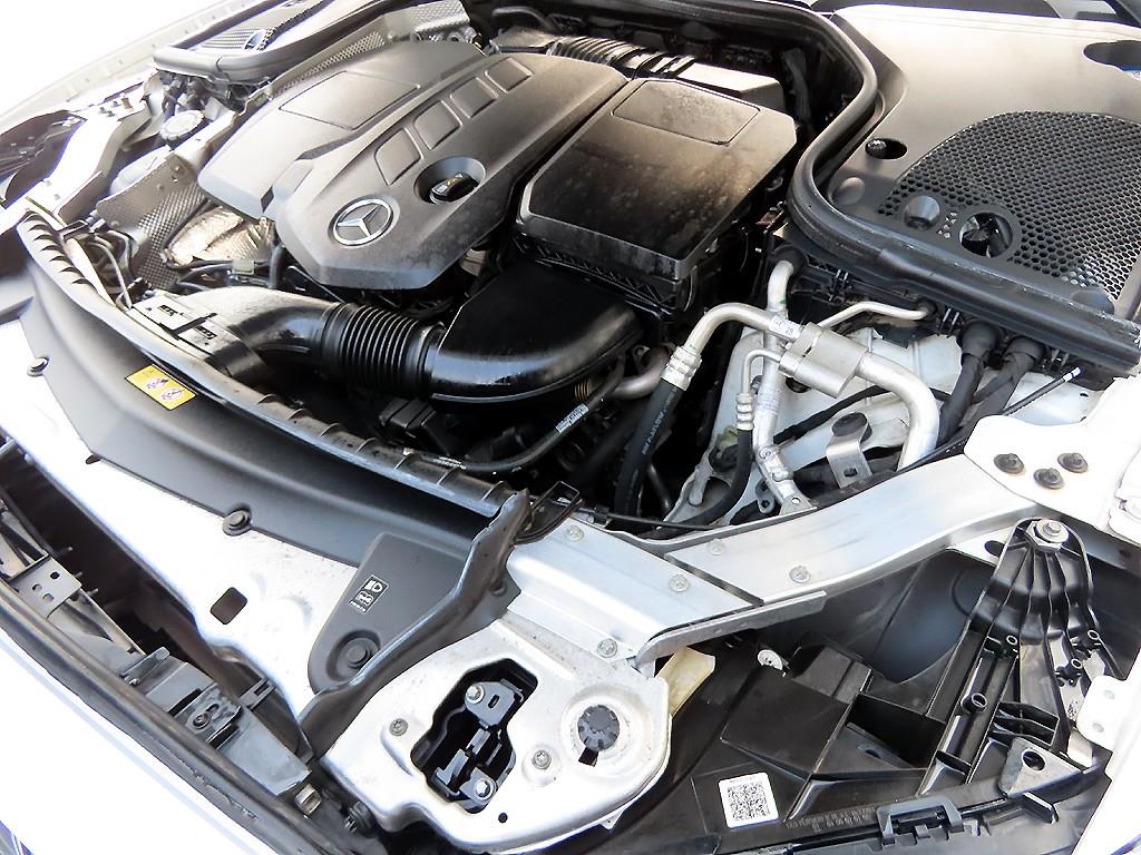 Mercedes Benz E class 2017 Blanco - Importación desde Corea - HF Imports Iquique - Foto 19