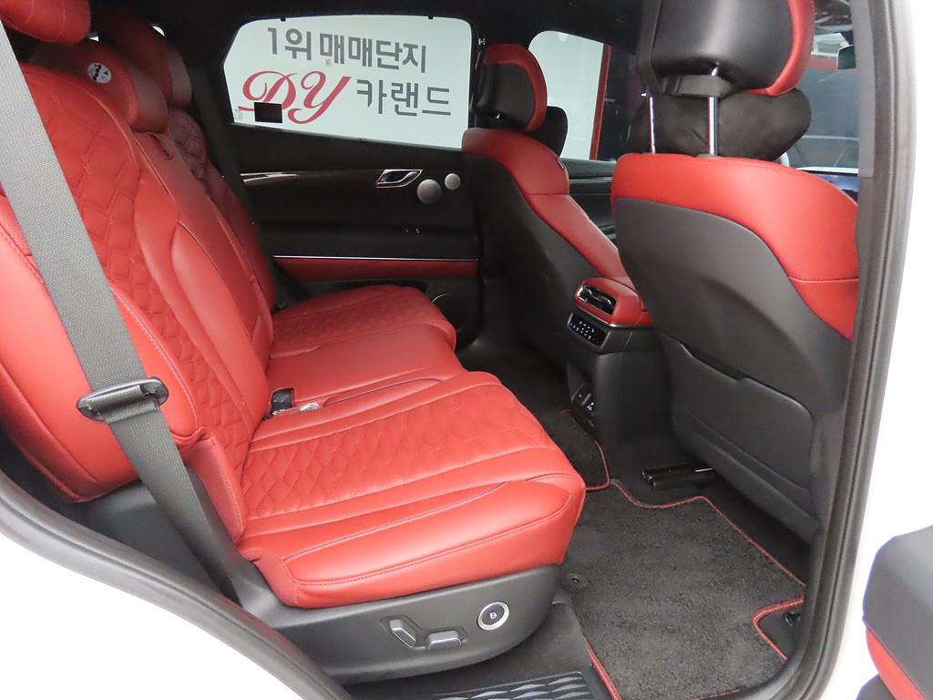 Genesis GV80 - Vista 7