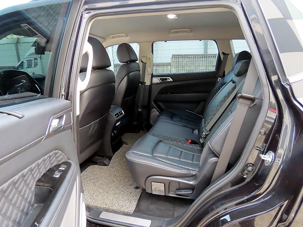 Ssangyong Rexton - Vista 6