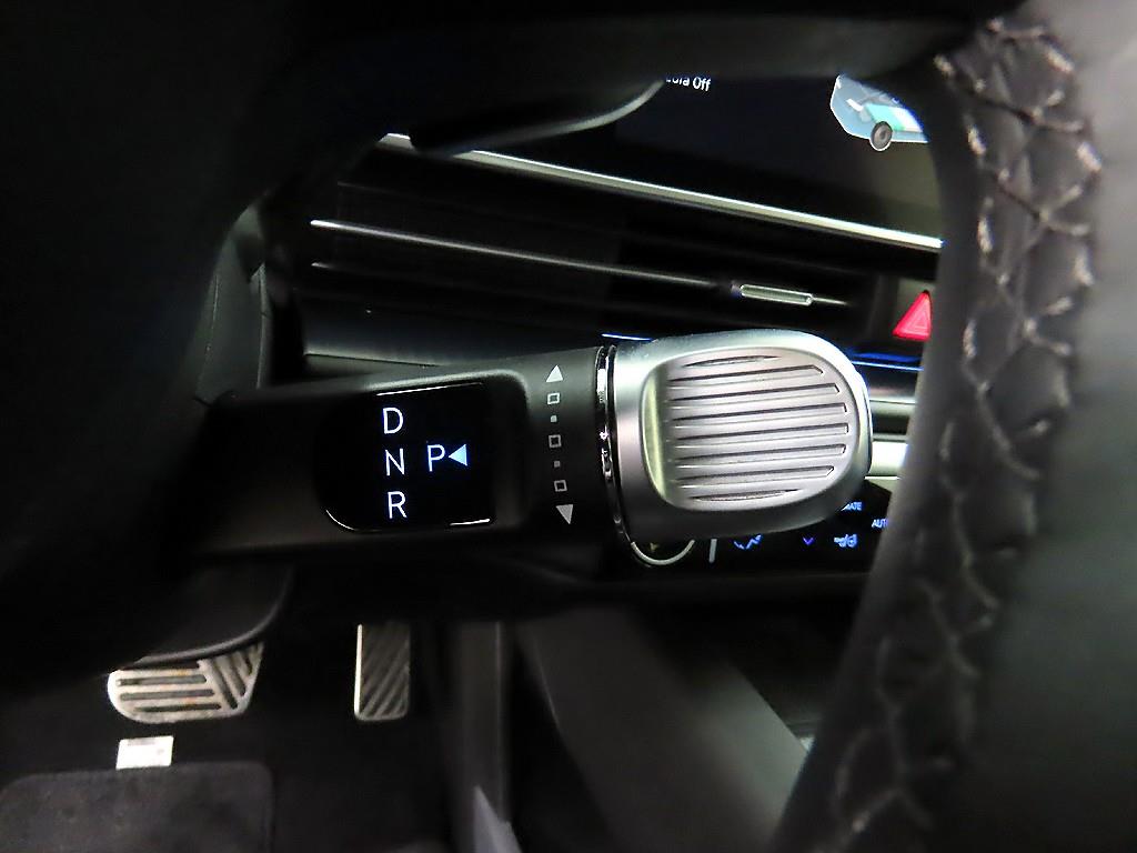 HYUNDAI Ioniq 6 - Vista 10