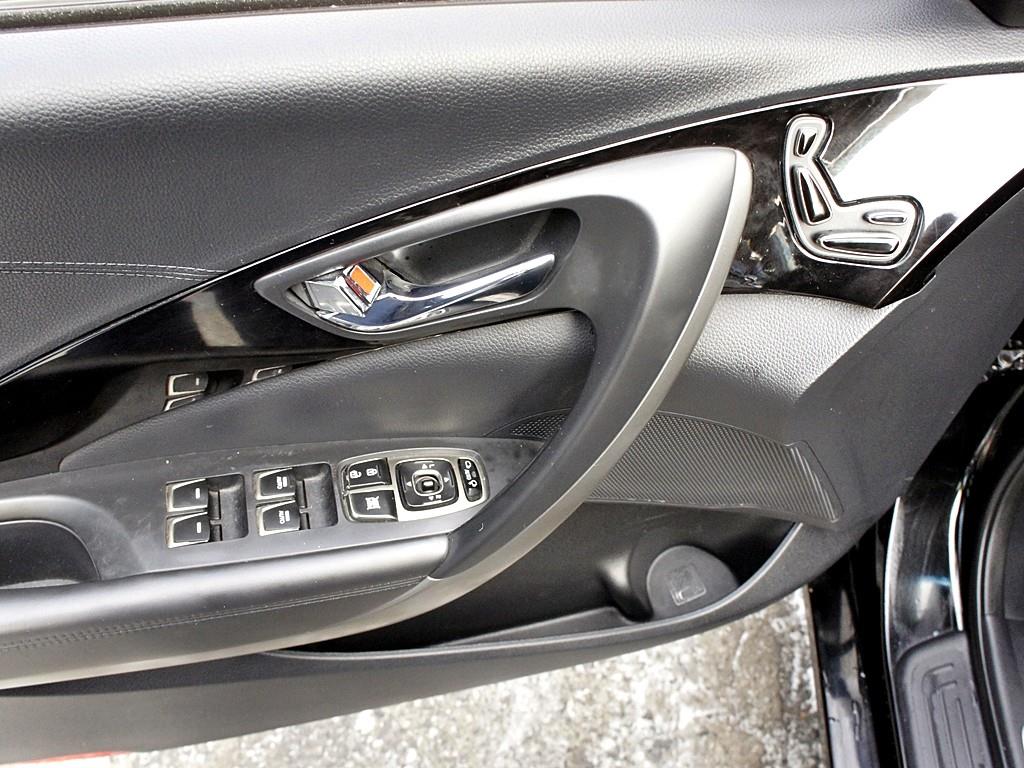 HYUNDAI Grandeur 2014 Negro - Importación desde Corea - HF Imports Iquique - Foto 13