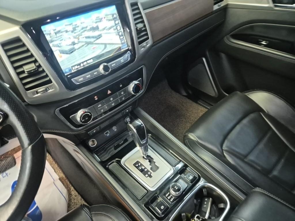 Ssangyong Rexton - Vista 6