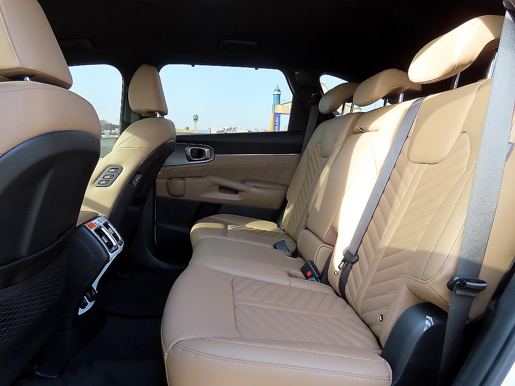 KIA Sorento - Vista 6