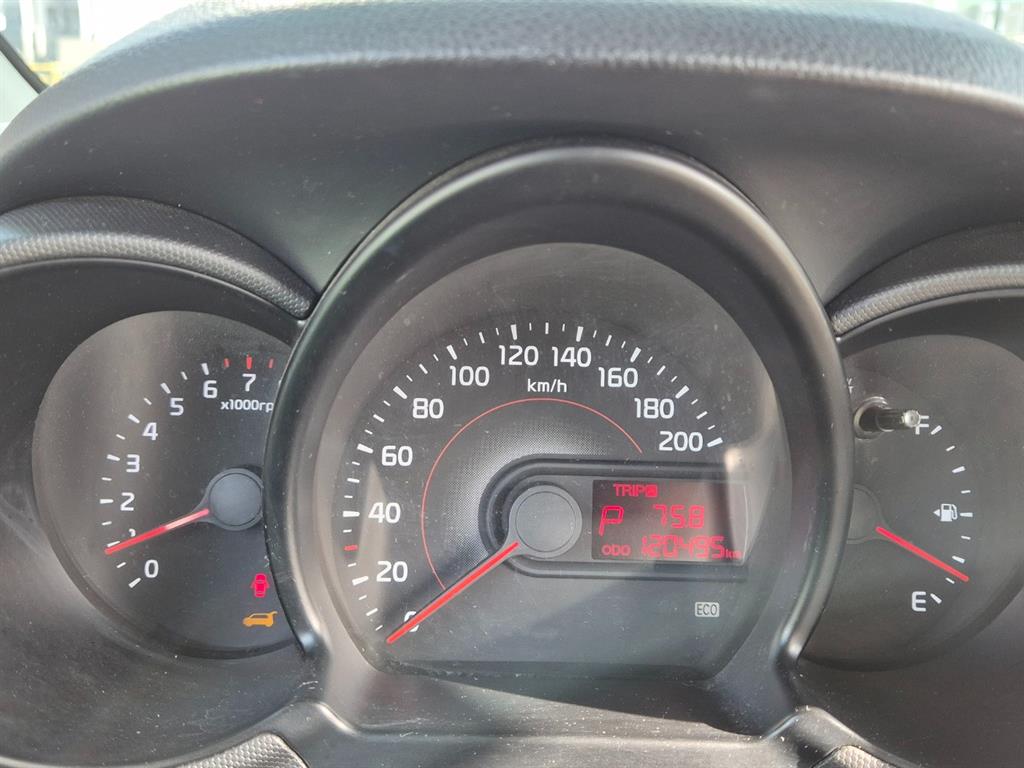 KIA Ray 2015 Blanco - Importación desde Corea - HF Imports Iquique - Foto 14