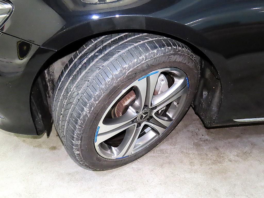 Mercedes Benz E class 2018 Negro - Importación desde Corea - HF Imports Iquique - Foto 20