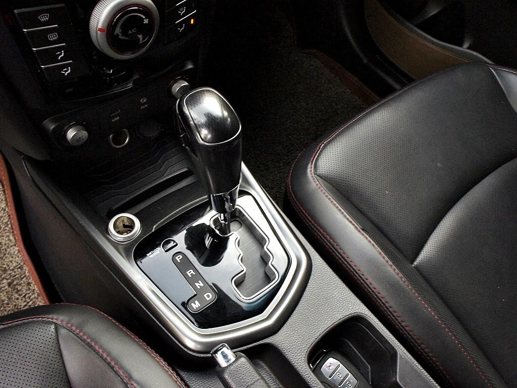 Ssangyong Tivoli 2018 Negro - Importación desde Corea - HF Imports Iquique - Foto 11