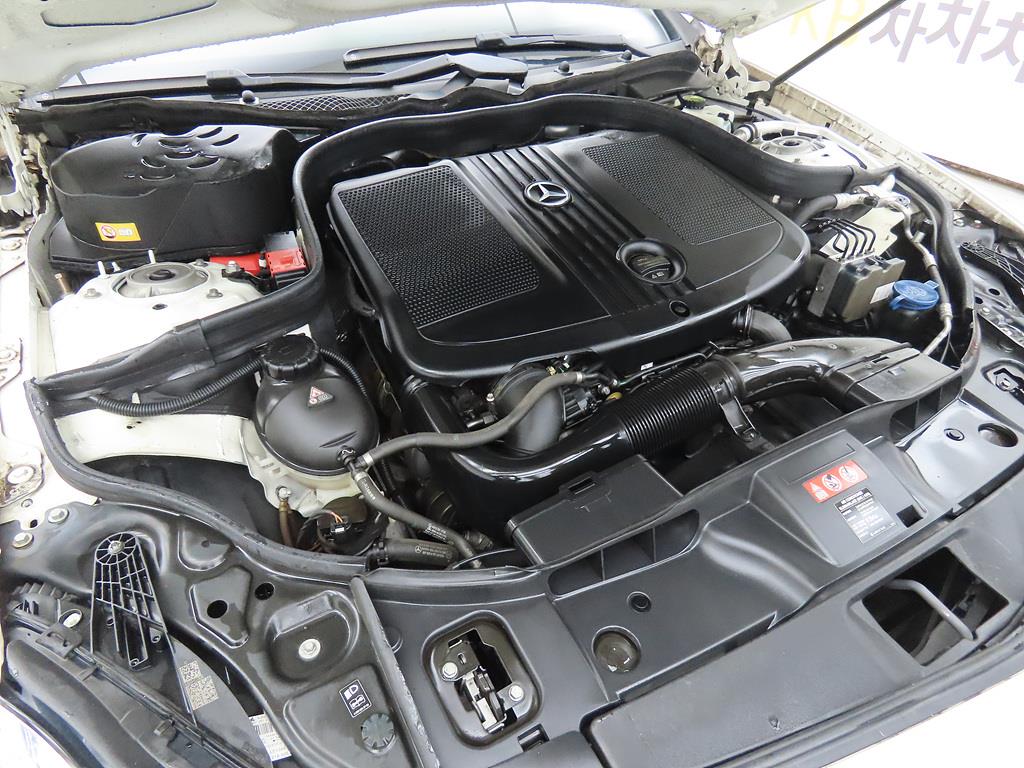 Mercedes Benz CLS Class 2016 Blanco - Importación desde Corea - HF Imports Iquique - Foto 19