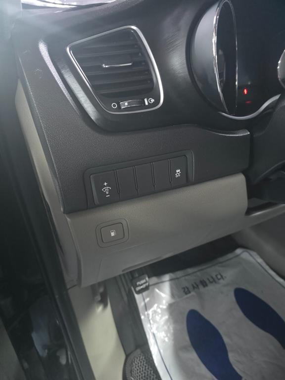 KIA Carnival 2018 Negro - Importación desde Corea - HF Imports Iquique - Foto 16