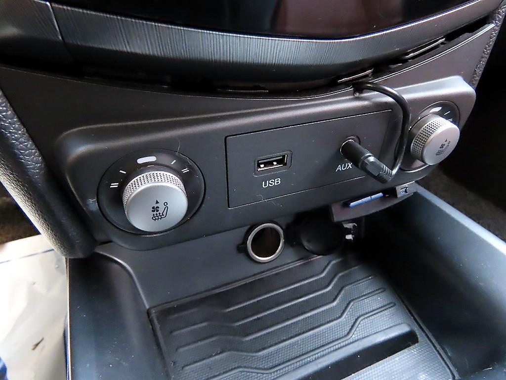 Ssangyong Tivoli 2019 Blanco - Importación desde Corea - HF Imports Iquique - Foto 13