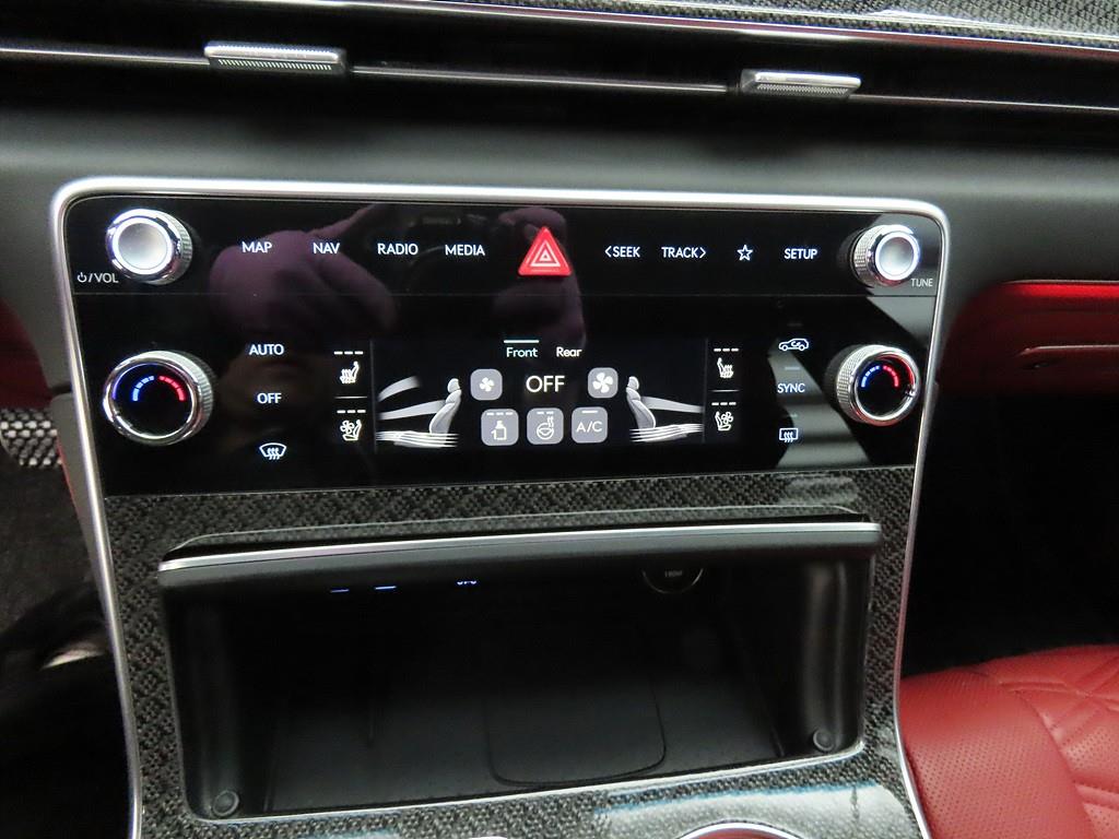 Genesis GV80 2024 Blanco - Importación desde Corea - HF Imports Iquique - Foto 15