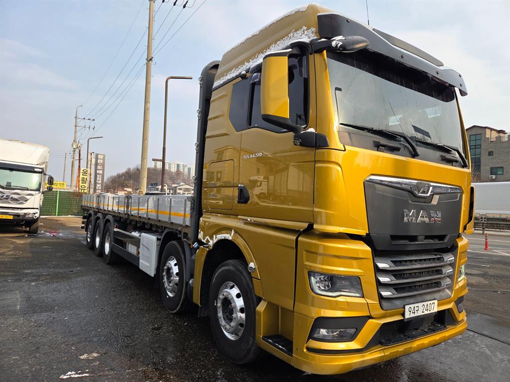 medium and large cargo Cargo 2023 Gold color - Importación desde Corea - HF Imports Iquique - Foto 1