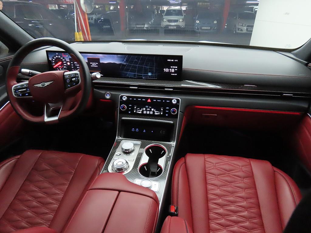 Genesis GV80 - Vista 5