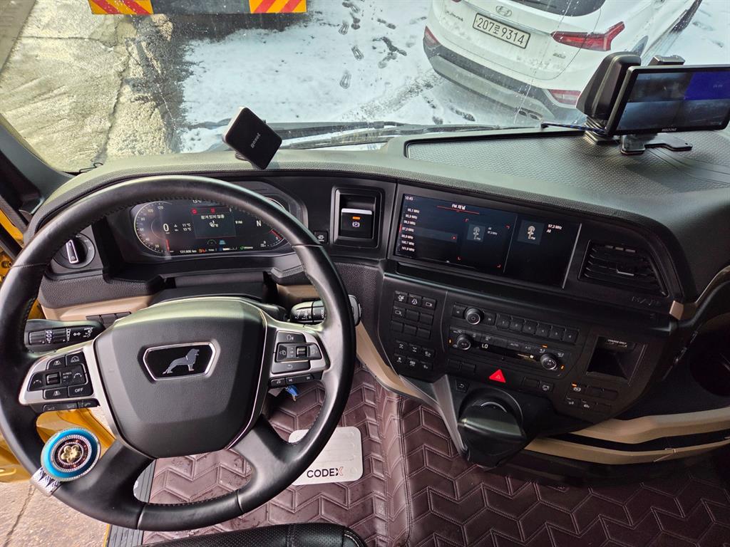 medium and large cargo Cargo 2023 Gold color - Importación desde Corea - HF Imports Iquique - Foto 14