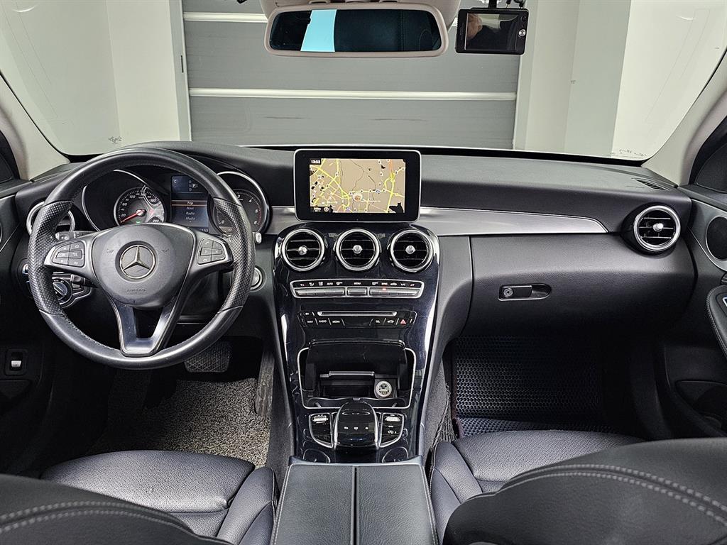 Mercedes Benz C Class - Vista 7