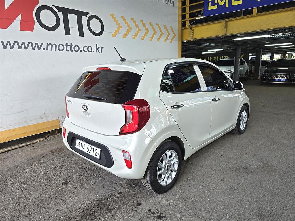 KIA Morning - Vista 5