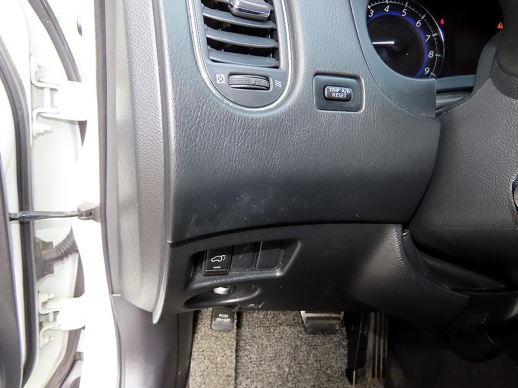 Infiniti EX - Vista 12