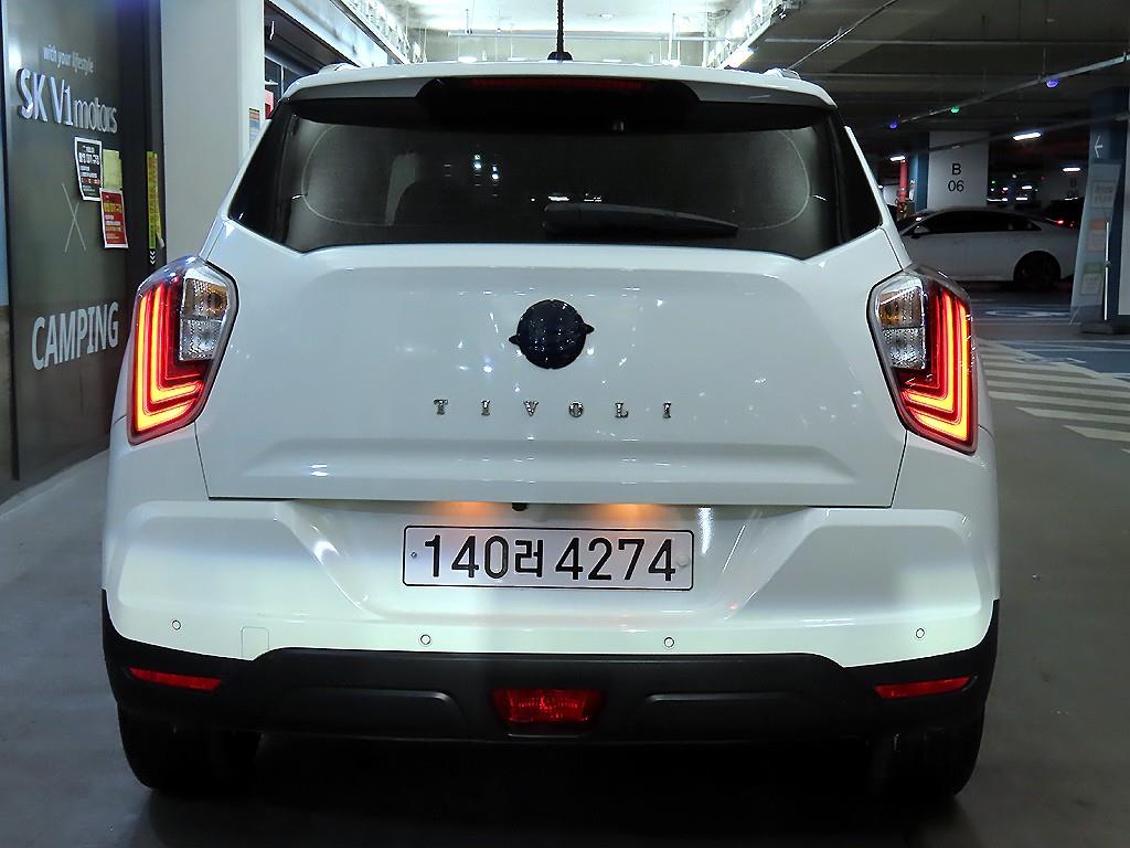 Ssangyong Tivoli - Vista 5