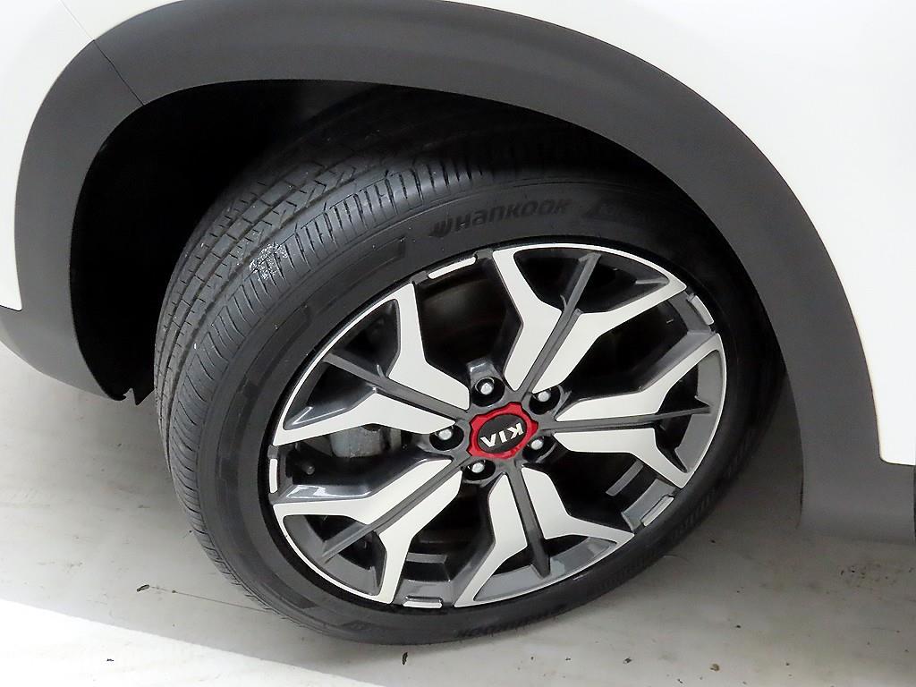 KIA Seltos 2022 Blanco - Importación desde Corea - HF Imports Iquique - Foto 19