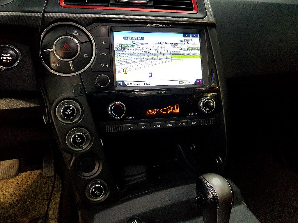 Ssangyong Korando - Vista 12