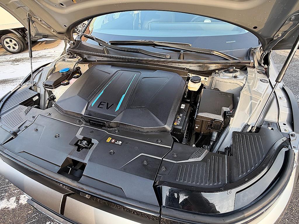 HYUNDAI Ioniq 5 2023 Gris - Importación desde Corea - HF Imports Iquique - Foto 18