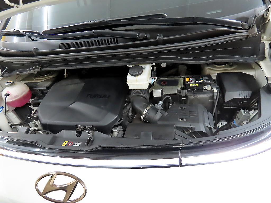 HYUNDAI Staria 2023 Blanco - Importación desde Corea - HF Imports Iquique - Foto 18