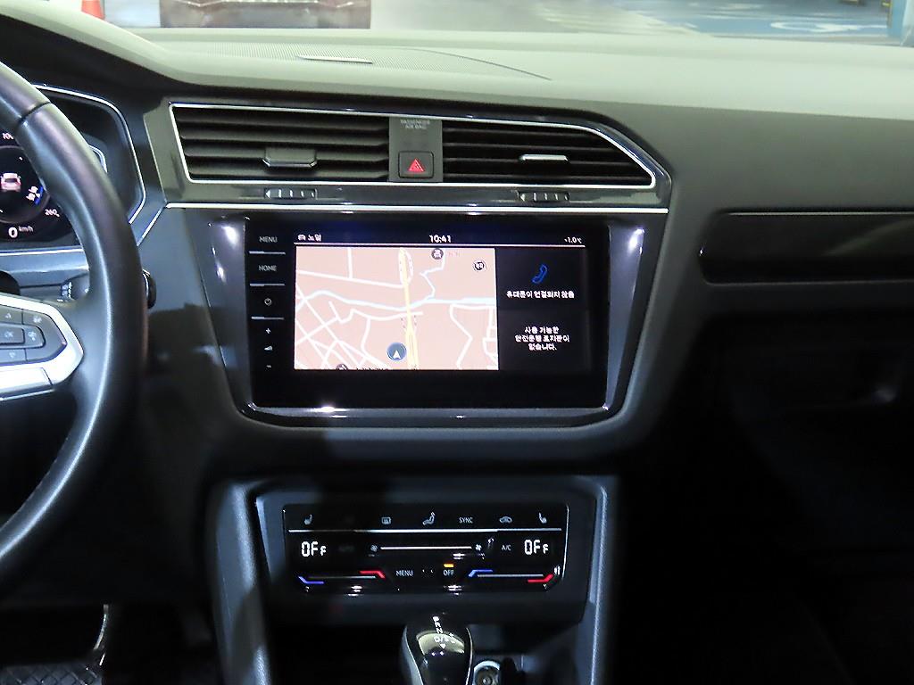 Volkswagen Tiguan - Vista 11