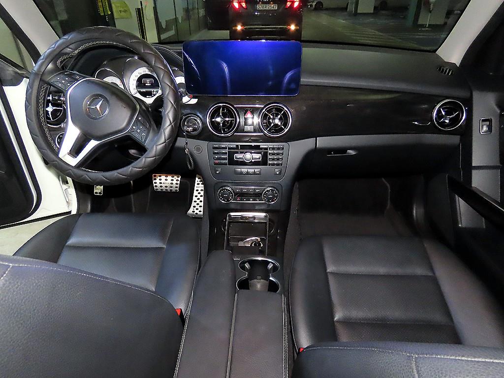 Mercedes Benz GLK Class - Vista 10