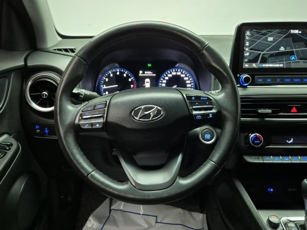 HYUNDAI Kona - Vista 9